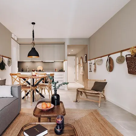 Pinar - 2 Bedrooms And Office In Eixample Esquerra *